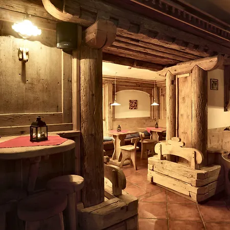 Majon Miramonti Канацеї