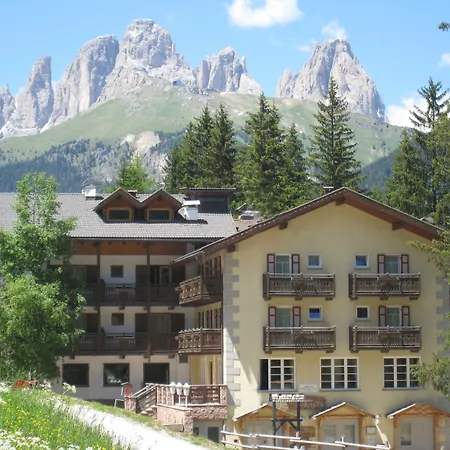 Hotel Majon Miramonti 3*