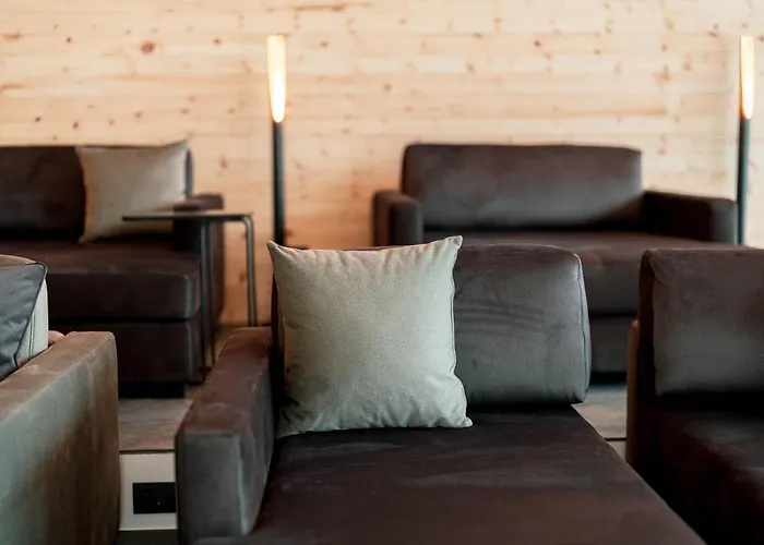 מלון Majon Miramonti קאנזיי