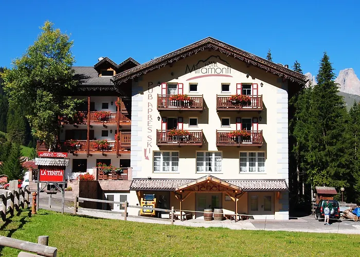 Отель Majon Miramonti Канацеи